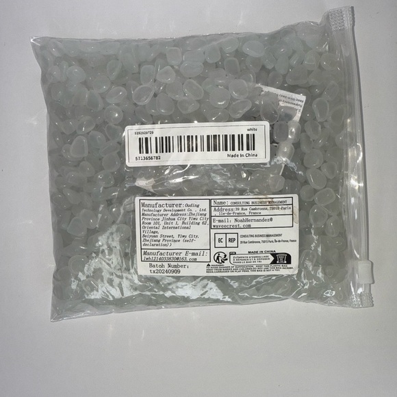 NEW - Glow in the Dark Aquarium Stones - Picture 3 of 6